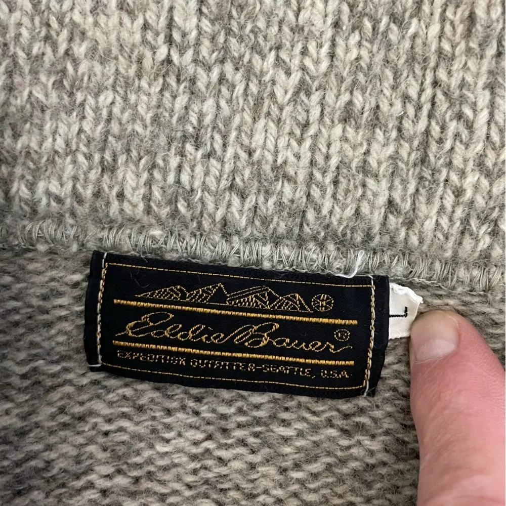 Vintage Eddie Bauer Pullover Sweater Single Button Men's Size Large Wool Blend